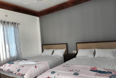 see queen beach resort double bedroom